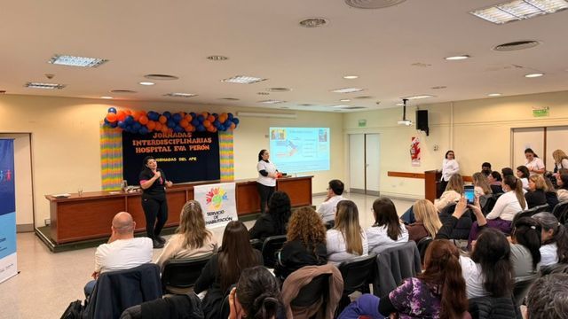 La jornada buscó reforzar el trabajo entre instituciones, visibilizar prácticas y promover una atención más articulada para los pacientes.