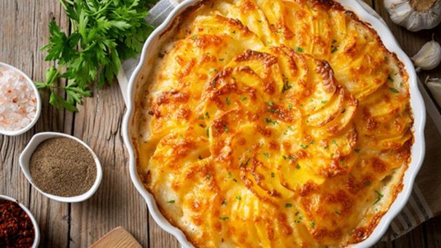 Ni puré ni tortilla: esta es la forma de hacer una guarnición de papas que cambia cualquier comida