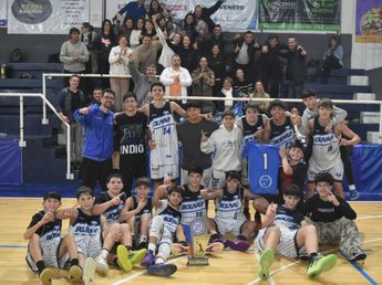 Bolívar gritó campeón en U15 y festejó en casa