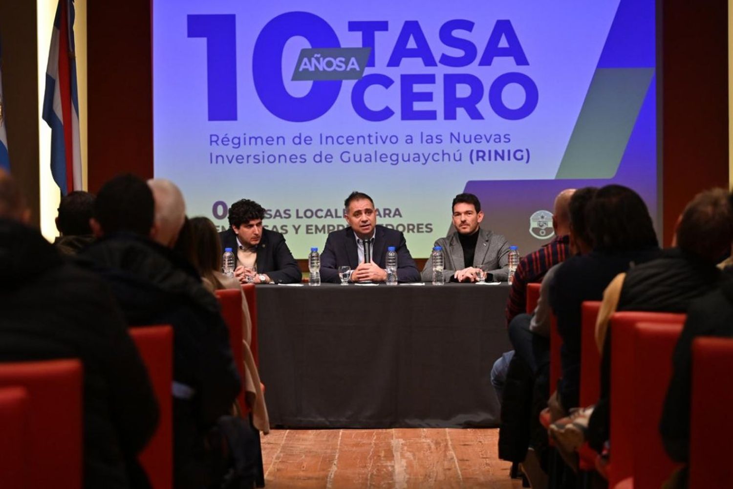 Davico junto al secretario de Modernización de Entre Ríos, Emanuel Gainza.