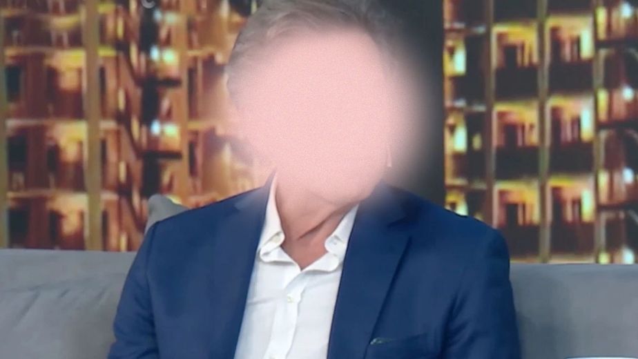 El periodista de 66 años que está de novio con una joven mujer y causa furor: "Colágeno..."