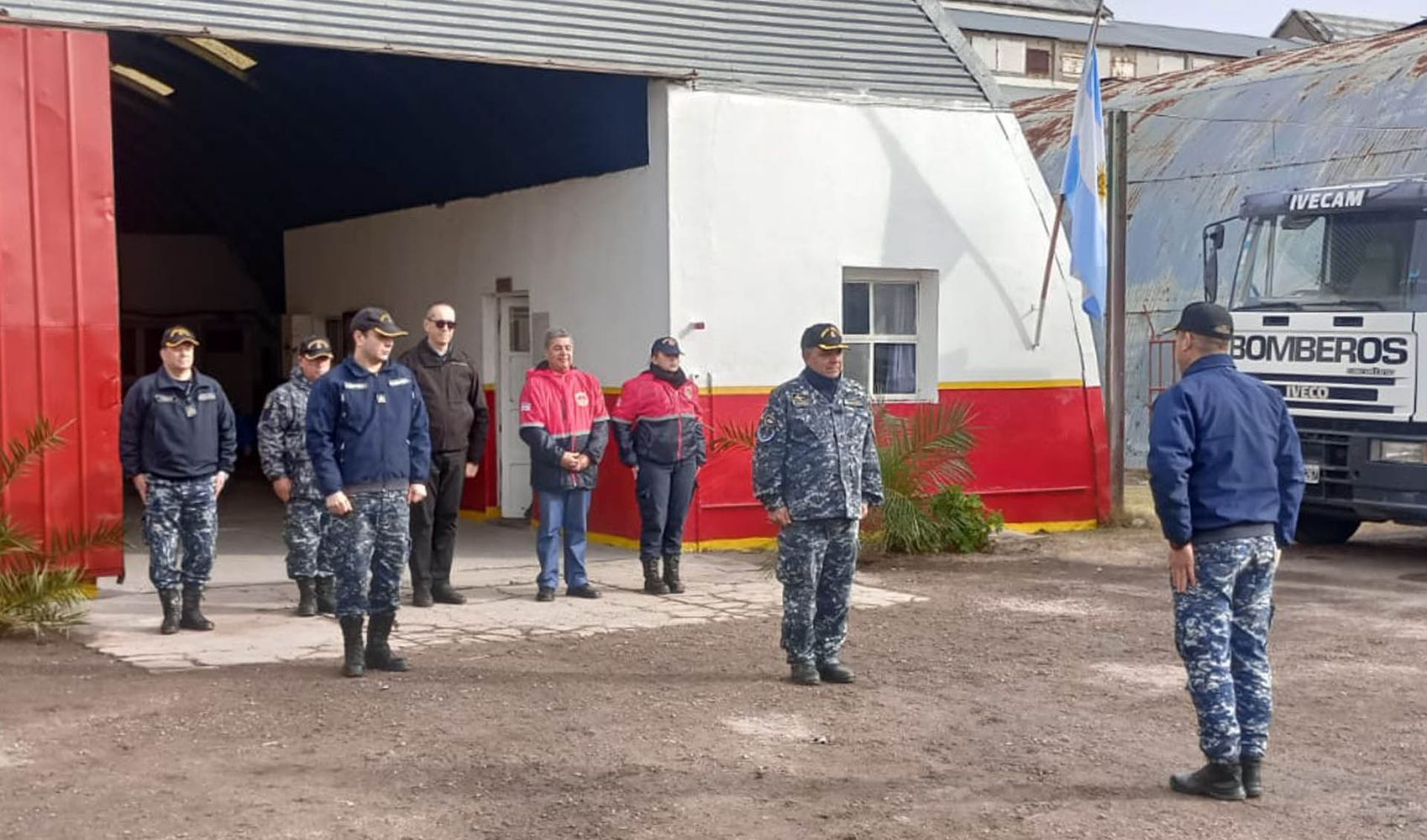 El Cuartel de Bomberos de la Base Naval Puerto Belgrano cumplió 80 años.