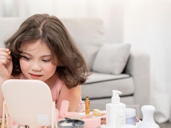 La ANMAT prohibió maquillajes infantiles y máscaras faciales por posibles riesgos para la salud