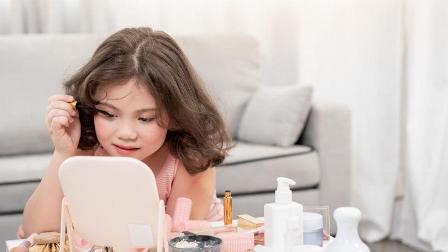 La ANMAT prohibió maquillajes infantiles y máscaras faciales por posibles riesgos para la salud