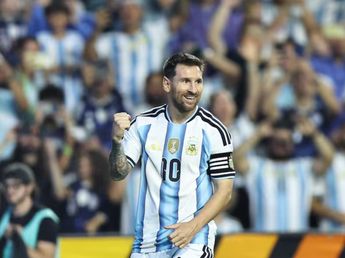 La inesperada actitud de Lionel Messi con un periodista que se volvió viral: "No sé cómo hizo"