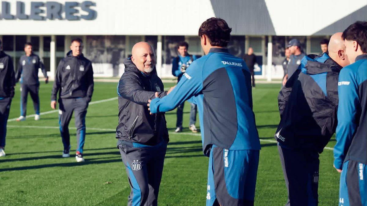 A Jorge Sampaoli, nuevo DT de Talleres, ya se lo vio en su primer recital en Córdoba