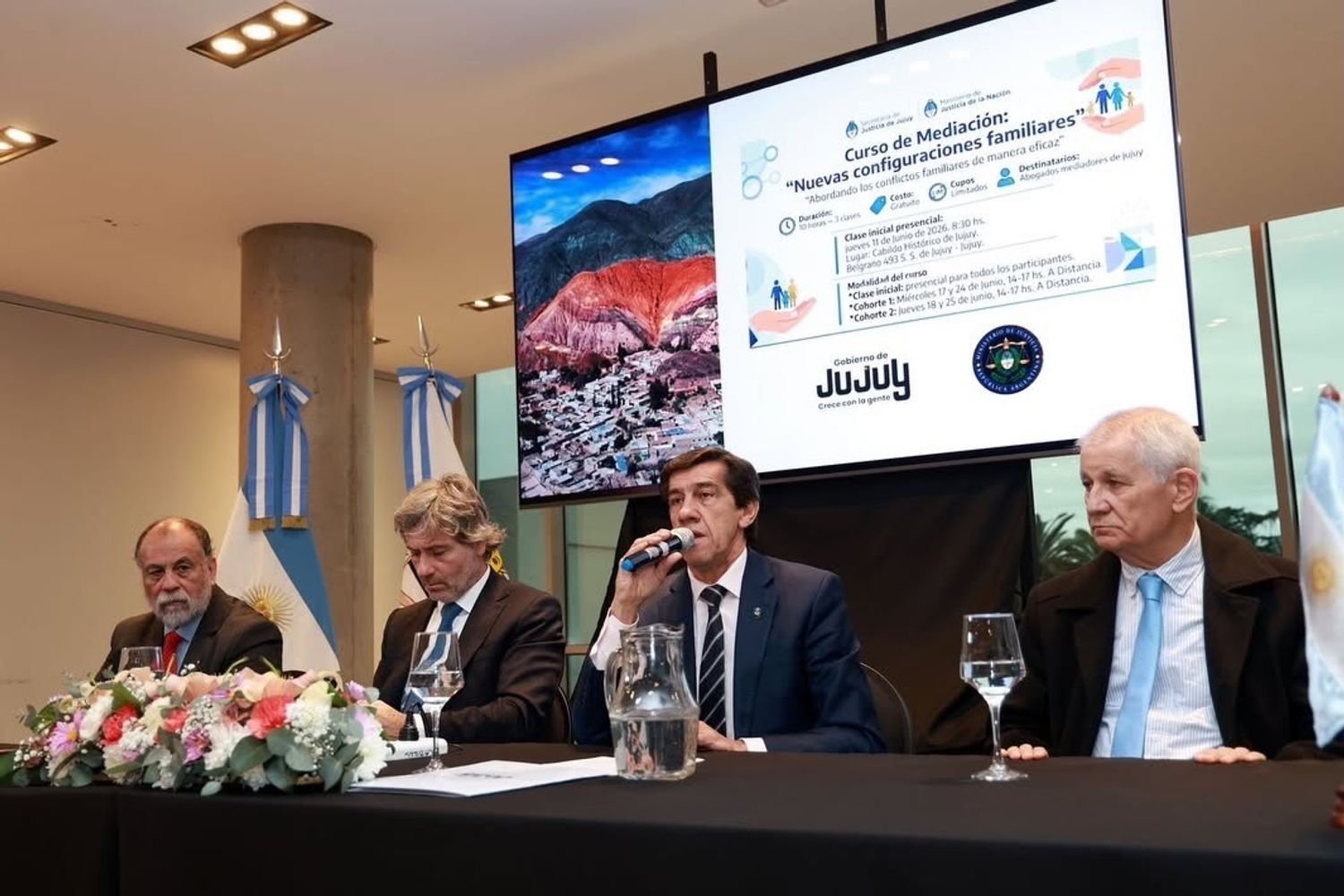 El gobernador Sadir y el ministro Mahiques presentaron el Plan Provincial de Implementación de la Ley de Mediación.