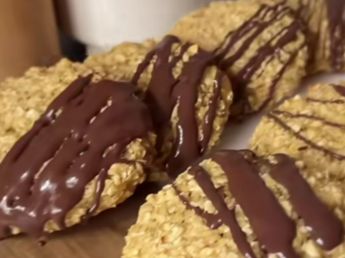 Ni harina ni azúcar: cómo hacer galletitas saludables con solo 6 ingredientes