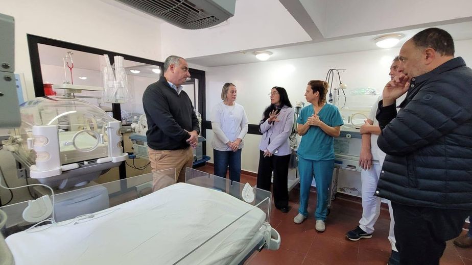 Tres Arroyos: el Hospital Pirovano recibió equipamiento para Neonatología
