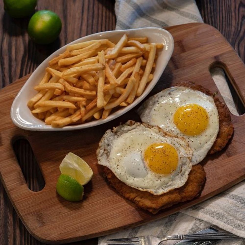 El restaurante argentino en Miami de Agustina D’Apolito, la nieta del fundador de Freddo, que ofrece milanesas a caballo y torta Rogel