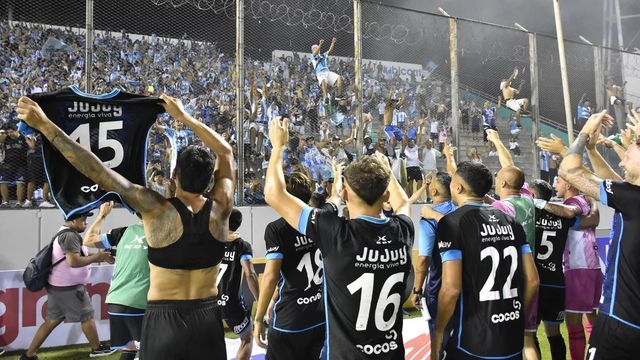 El "Lobo" jujeño se presenta este sábado ante su público y el equipo  tiene la expectativa de contar con su apoyo.