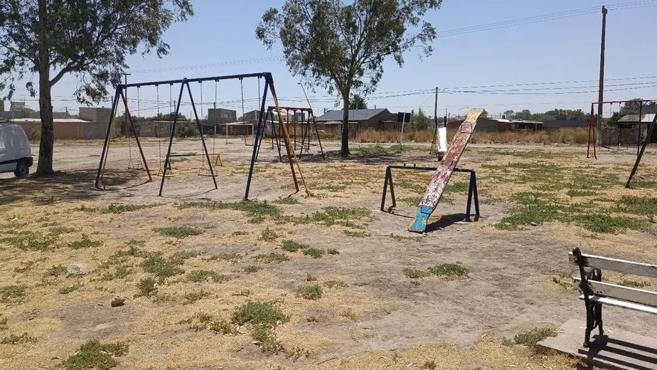 Punta Alta: reinauguran una nueva plaza en el barrio Laura