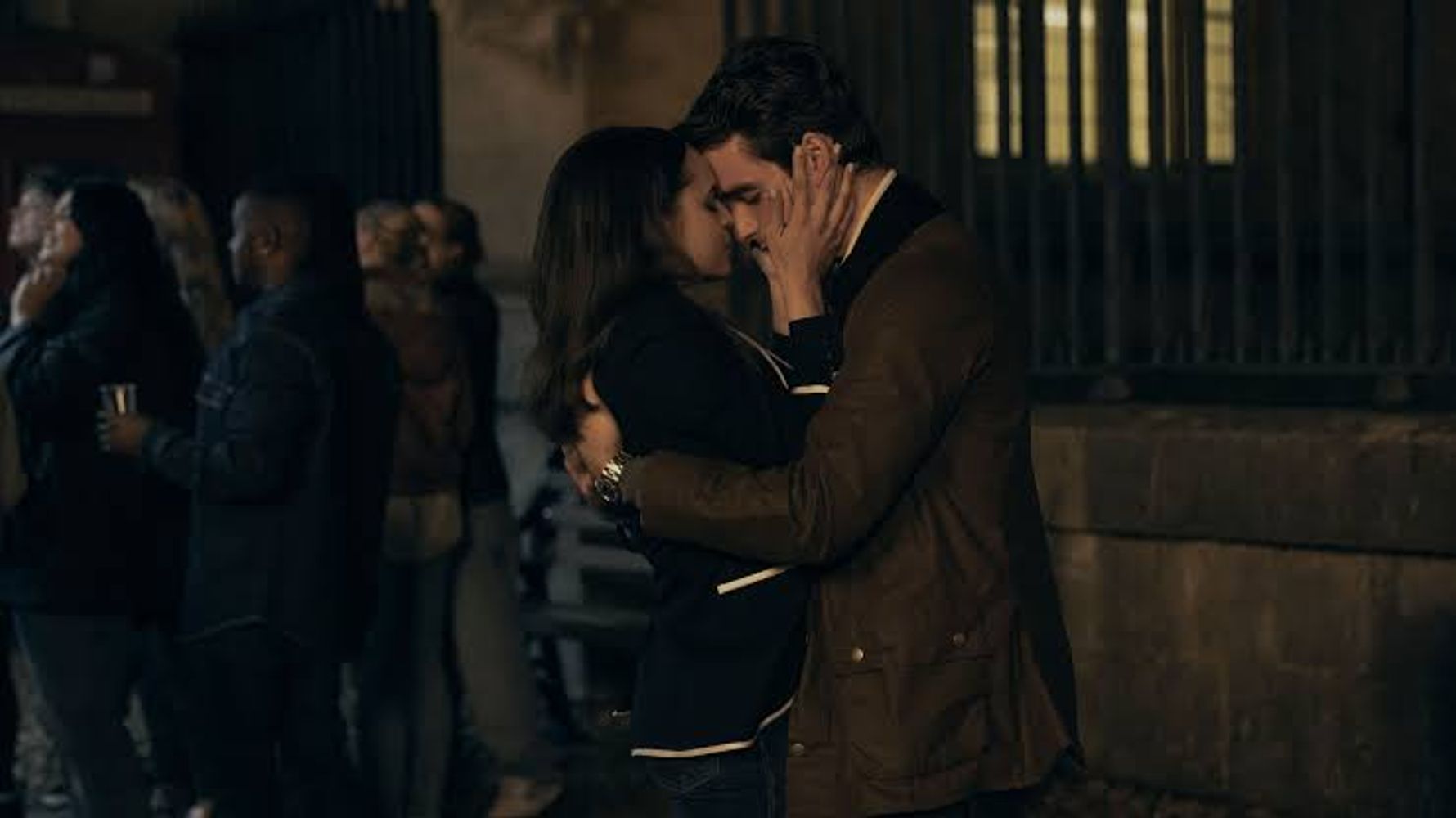 Sofia Carson y Corey Mylchreest protagonizan la película romántica de Netflix.