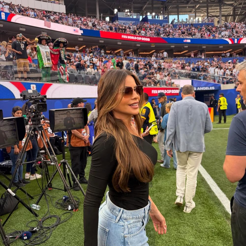 Hombros al descubierto y body negro: Sofía Vergara arrasó en el Mundial 2026 con un look impactante