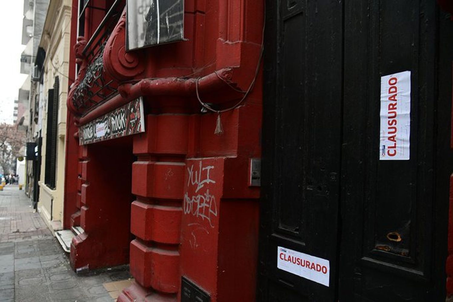 Clausuraron Wachitas, el bar vinculado a la pareja de Barrelier.