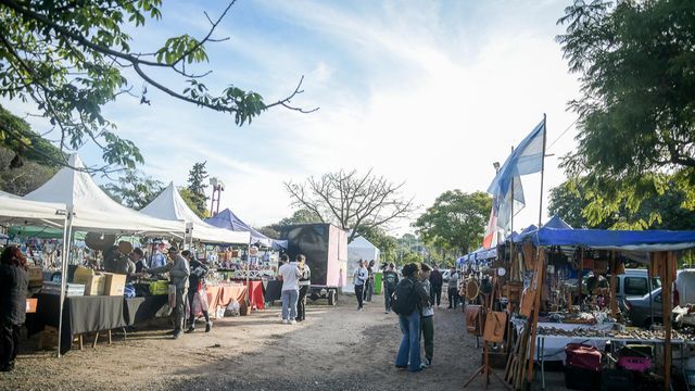 La capital entrerriana mantiene hasta este lunes 15 de junio una agenda con propuestas para toda la familia: Paseo Matero, Feria del Día del Padre, gastronomía regional, shows en vivo y espacios turísticos.