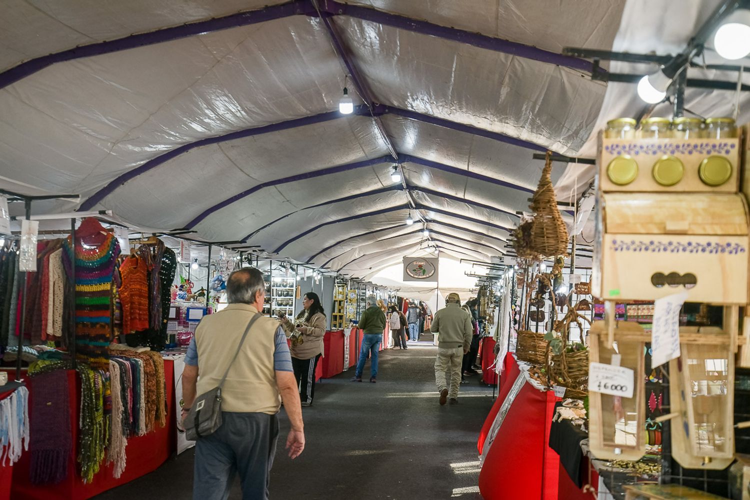 La capital entrerriana mantiene hasta este lunes 15 de junio una agenda con propuestas para toda la familia: Paseo Matero, Feria del Día del Padre, gastronomía regional, shows en vivo y espacios turísticos.