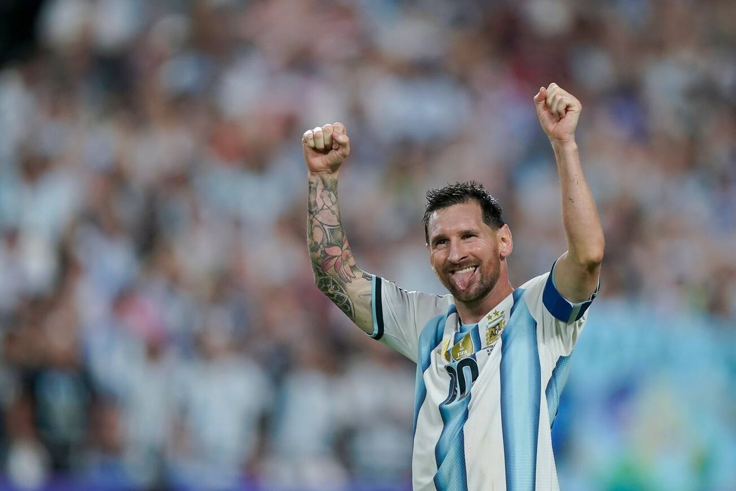 Lionel Messi, encendido e histórico.