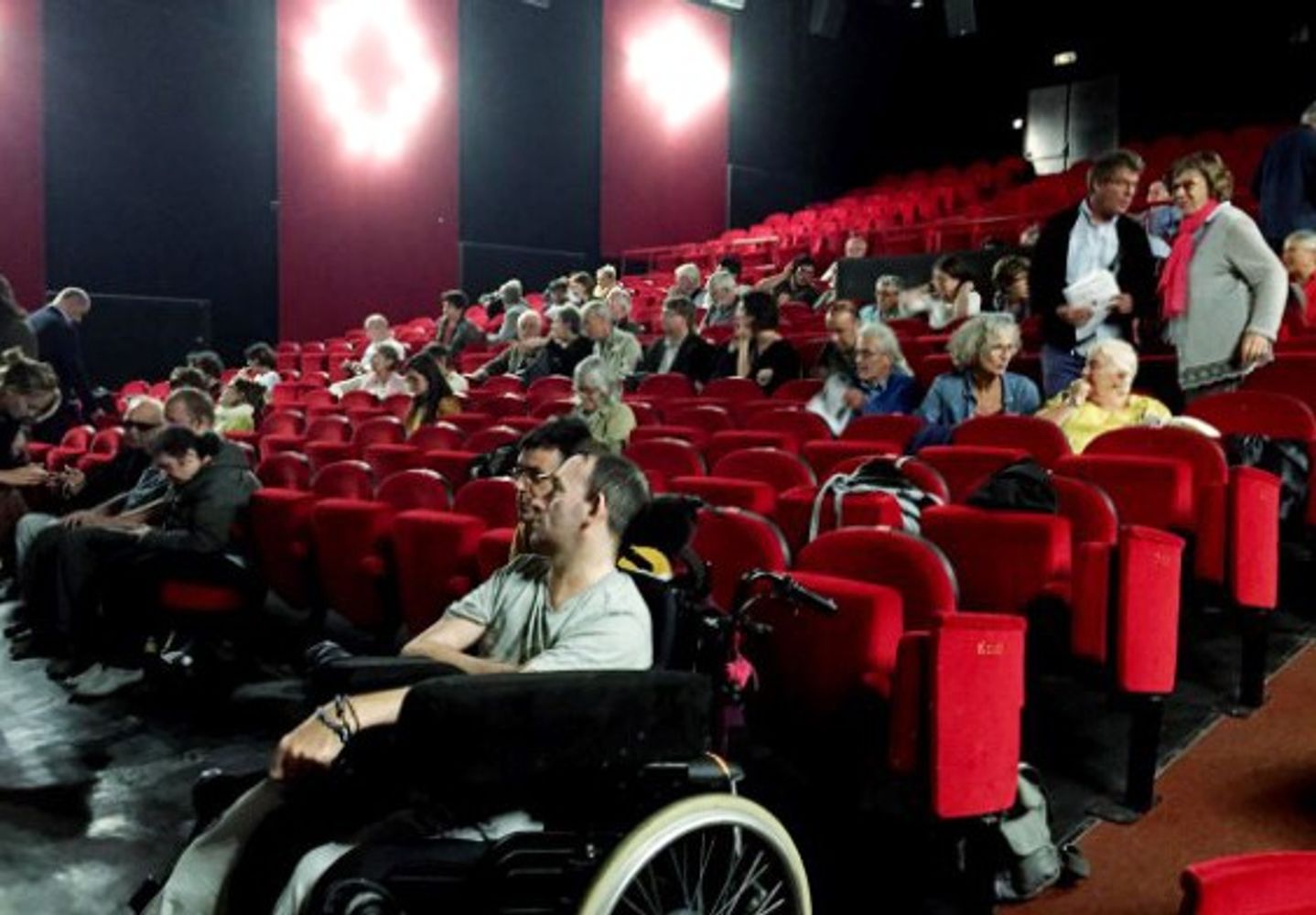 Las funciones distendidas buscan una experiencia más accesible en cines.