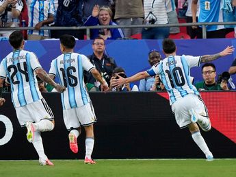 Con el show de un Messi récord, la Selección goleó a Argelia en un soñado debut en el Mundial