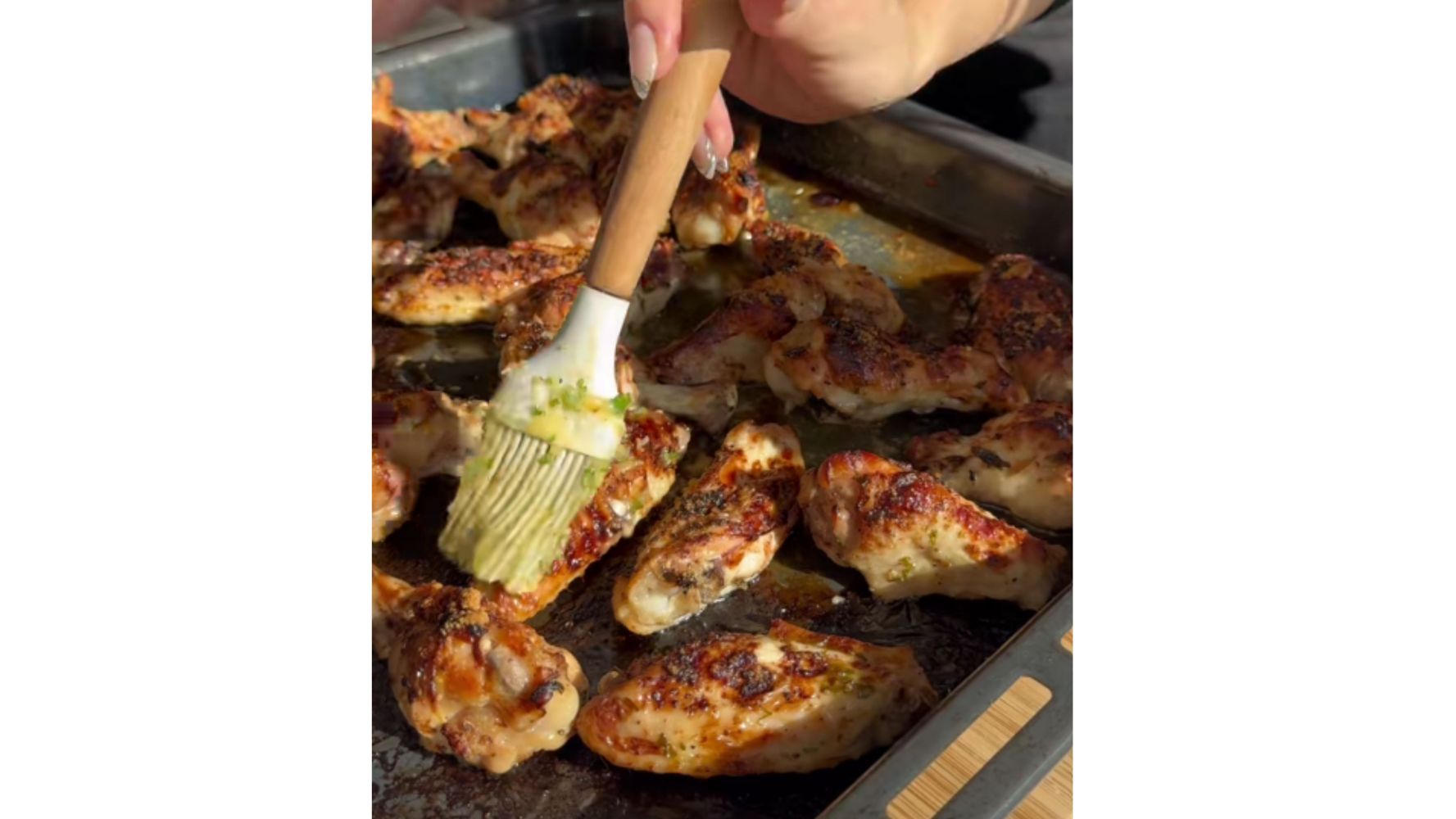 Así quedan las alitas de pollo con esta receta.