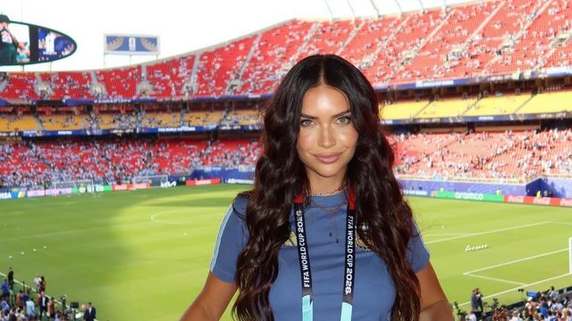¿Argentina o Uruguay? El llamativo look celeste que lució Zaira Nara en el Mundial 2026