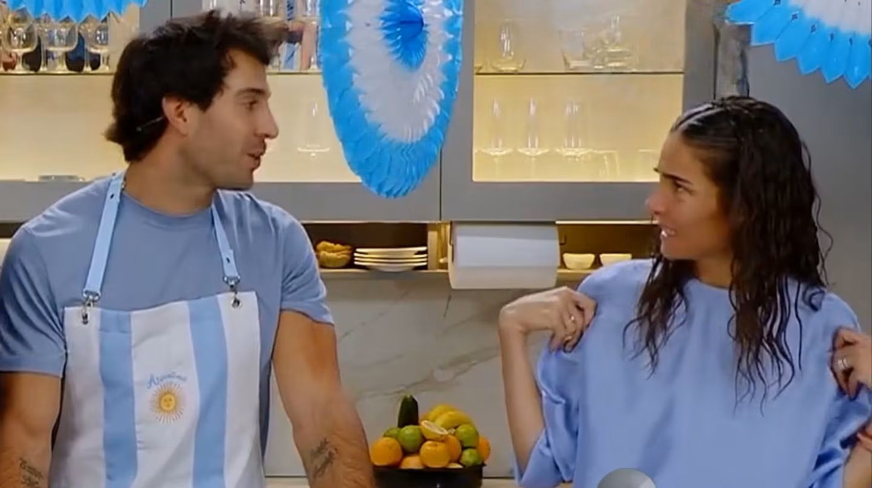 Juana Viale y Manu Urcera