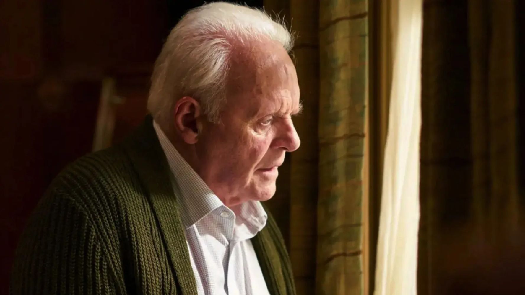 El actor británico celebró recientemente 50 años de sobriedad.