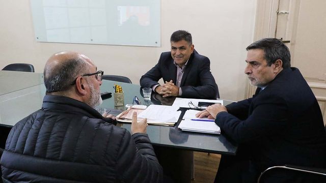 La estrategia busca garantizar agua segura en instituciones esenciales del sistema sanitario.