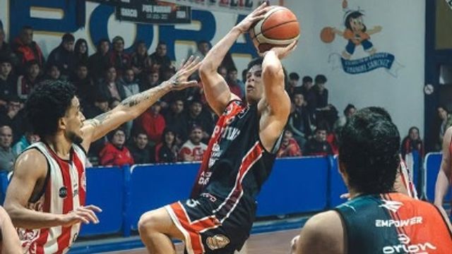Sporting perdió ante Bella Vista y cruza con Los Andes por un lugar en playoff.