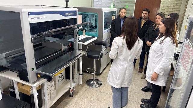 La herramienta se suma al equipamiento de biología molecular instalado en enero de 2025.