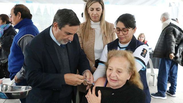 La jornada apunta especialmente a mayores de 65 años, embarazadas, niños de 6 a 24 meses y personas con enfermedades de base.