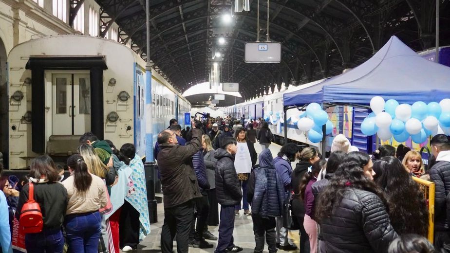 Salud, trámites y servicios: el Tren Socio Sanitario sigue en la Capital