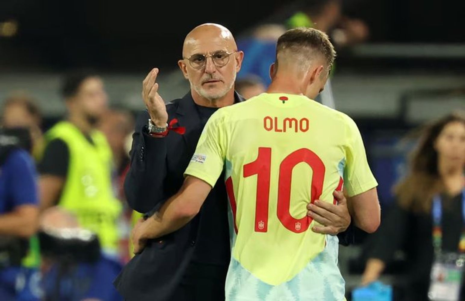 Luis de la Fuente y Dani Olmo, uno de sus dirigidos en España, con elogios para Julián Álvarez.