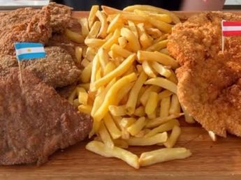 Duelo mundialista: cómo es el famoso "schnitzel" austríaco y en qué se diferencia de nuestra milanesa
