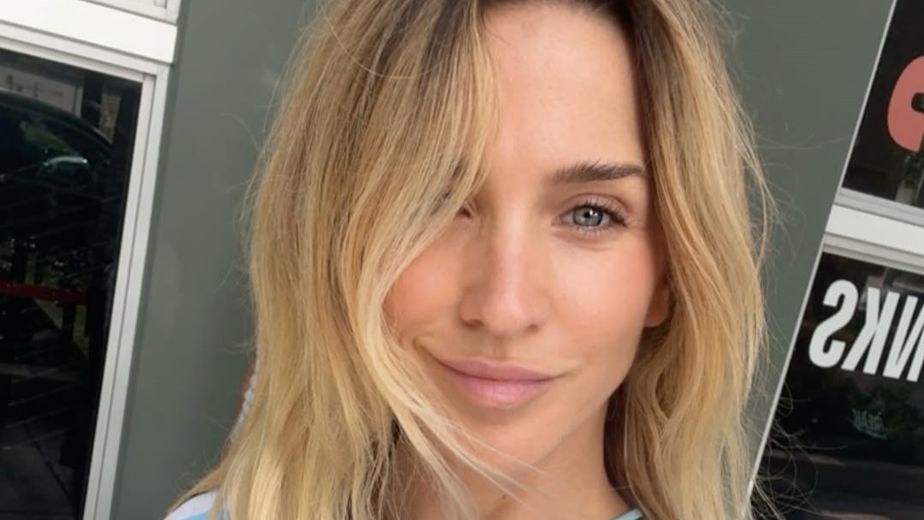 Soledad Fandiño eligió un look bien argentino y reveló sus trucos para preparar la mejor picada