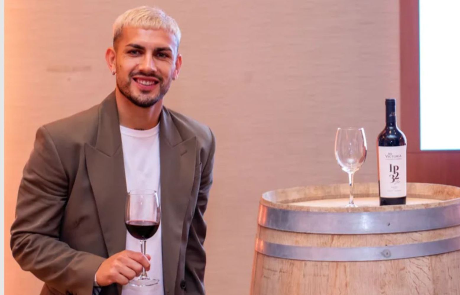 La nueva pasión de Leandro Paredes: los secretos de su exclusivo refugio de etiquetas premium de vino