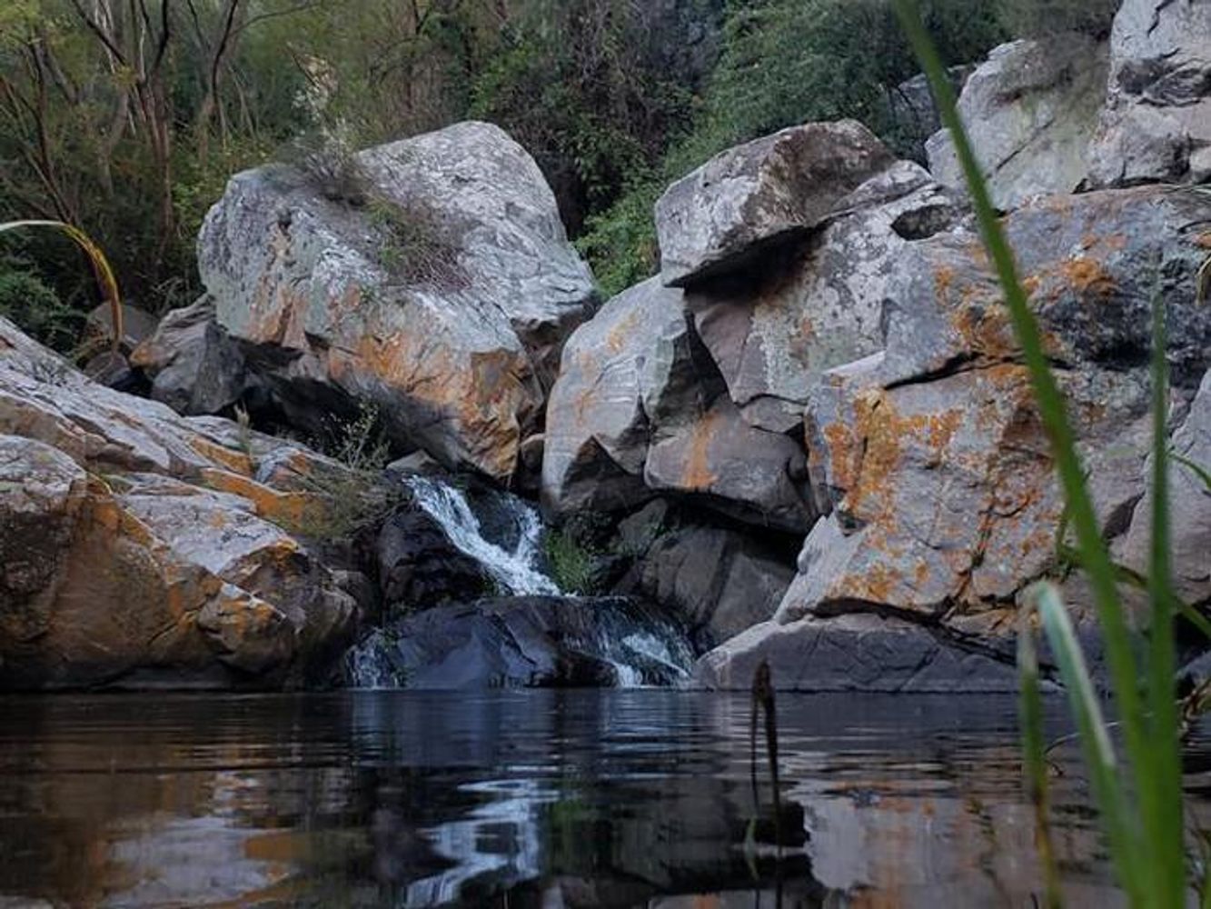El Dique San Jerónimo y el sendero hacia el Baño de los Dioses, dos rincones naturales para descubrir en La Cumbre.