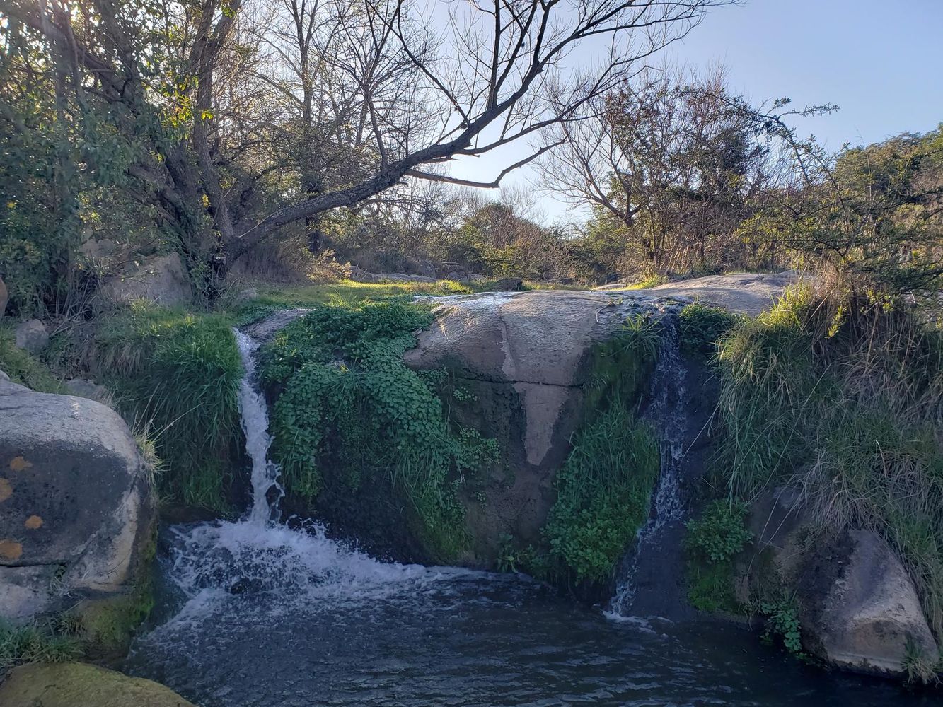 La Cascada del Río Piedras Grandes, un paseo accesible para descubrir el costado natural de La Falda.