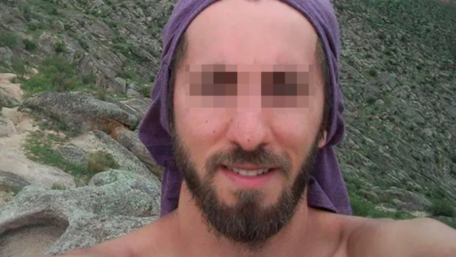 Mató a puñaladas a dos adolescentes en una plaza y no irá preso: los motivos