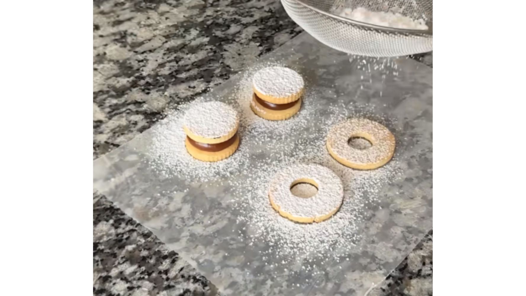 Masitas secas, mejor que las de la panadería.