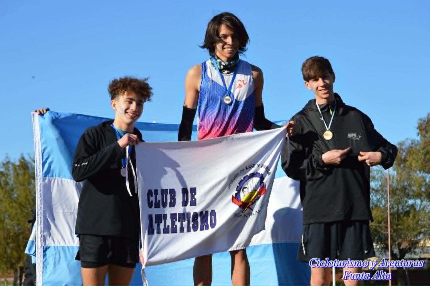Exitosa jornada de atletismo en Punta Alta
