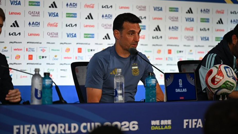 Fin del misterio: Lionel Scaloni explicó por qué Julián Álvarez y Lautaro Martínez no juegan juntos