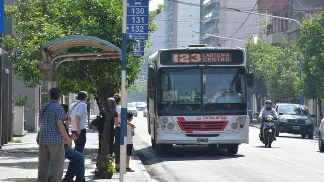 El gremio nacional amenaza con un paro mientras reclama una mejora adicional de más del 12%.