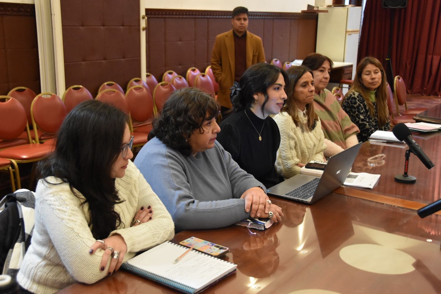 Yamín Squicciarini y Montenovi destacaron la predisposición de los diputados para escuchar las necesidades planteadas por los equipos técnicos de la DAI y expresaron su interés en proyectos legislativos que podrán ser analizados en conjunto.