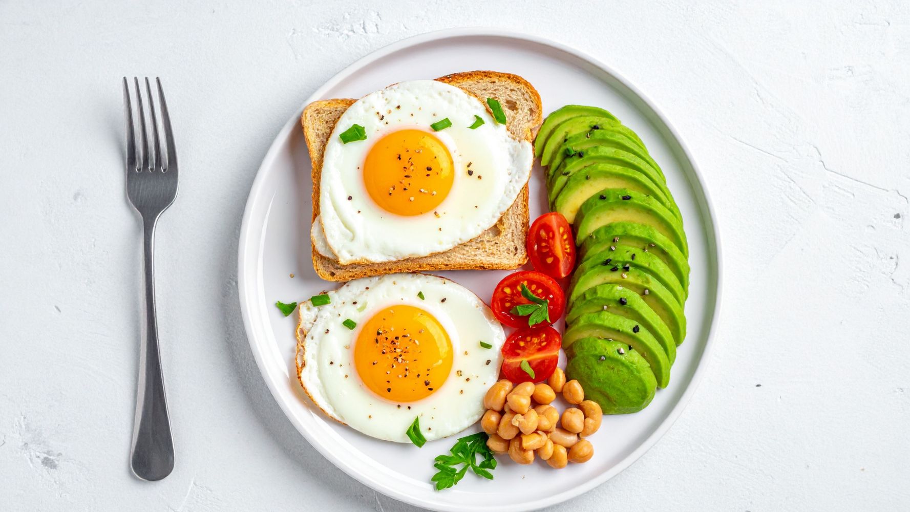 Chau cansancio a la mañana: el secreto de los nutricionistas para armar el desayuno perfecto