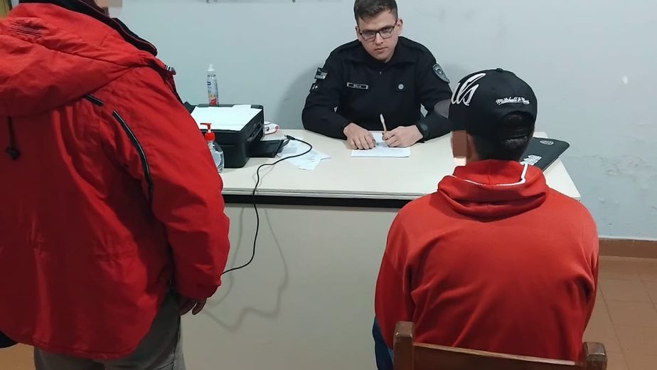 Detuvieron a un joven y demoraron a dos menores por los disturbios durante los festejos del Mundial en Oberá