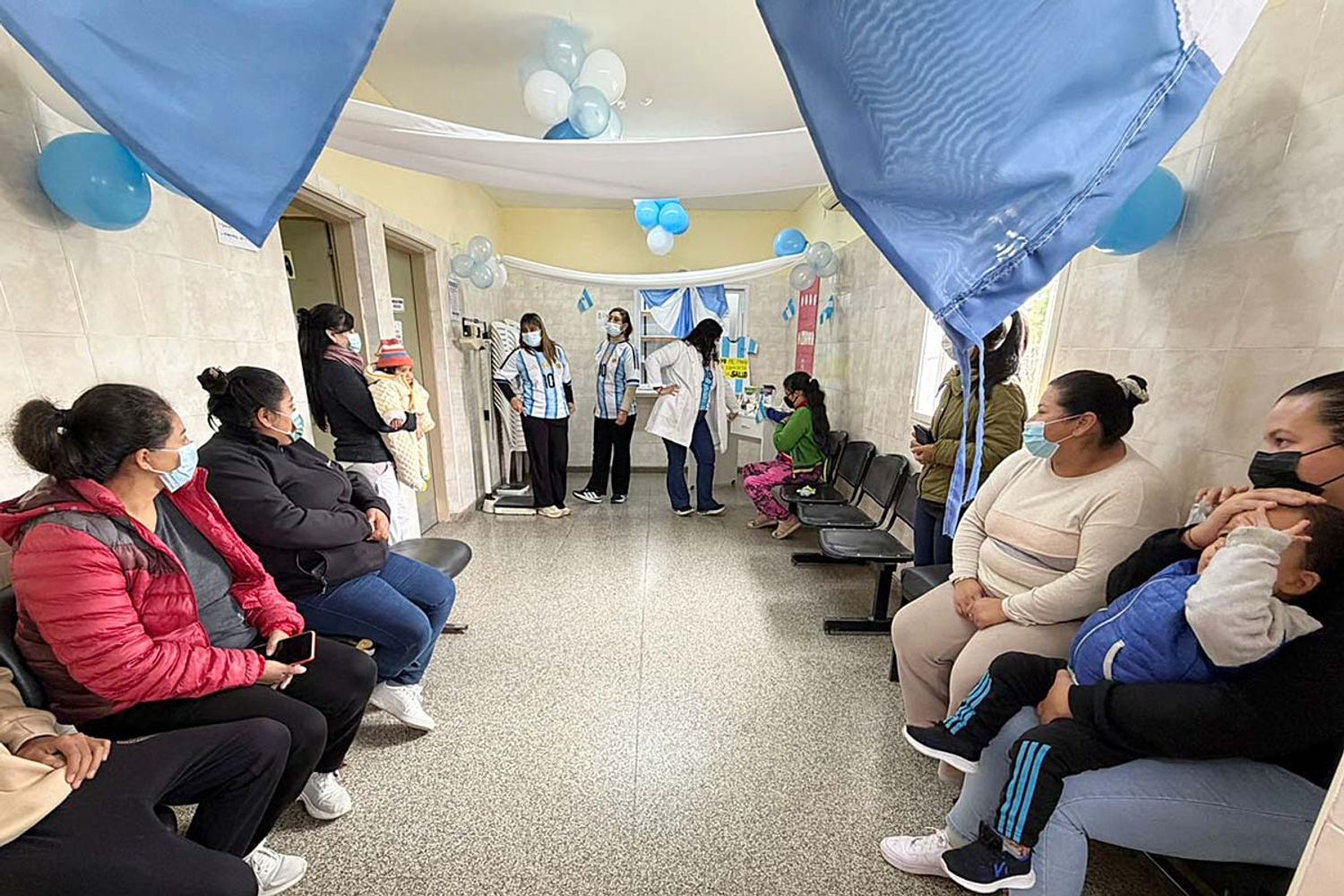 La actividad buscó detectar precozmente enfermedades crónicas entre los vecinos del CAPS local.