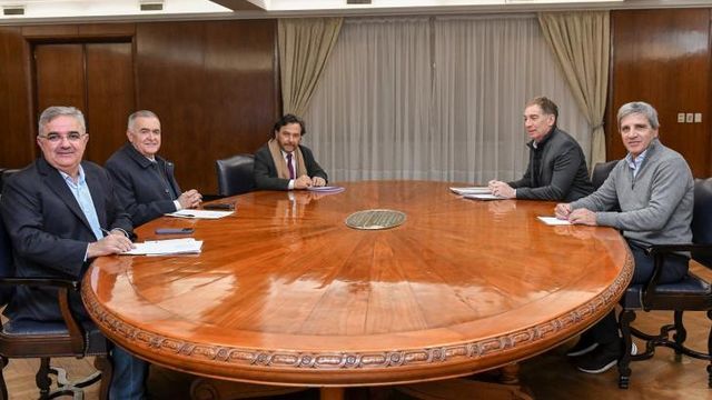 Jaldo llevó a Nación los reclamos por financiamiento y obra pública.