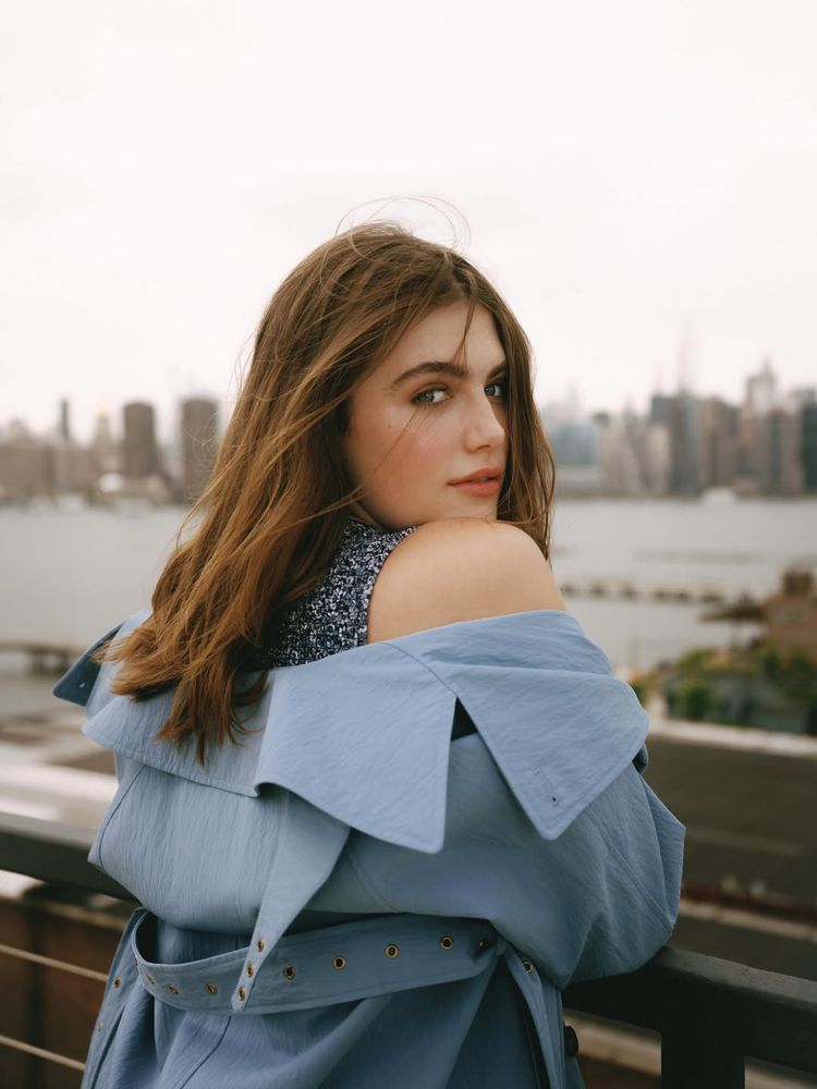 Ella Bright es la protagonista de la serie “Off Campus”, éxito global de Prime Video.